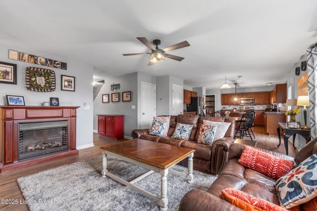 2416 Cherry Creek Rd, La Grange, KY 40031