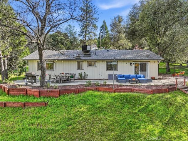 50047 Hangtree, Oakhurst, CA 93644