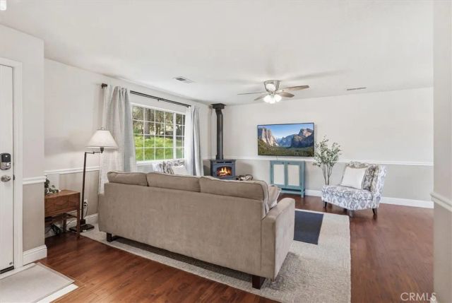 50047 Hangtree, Oakhurst, CA 93644