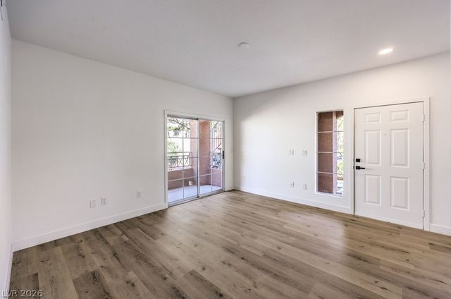 10553 Pine Glen Avenue 107, Las Vegas, NV 89144