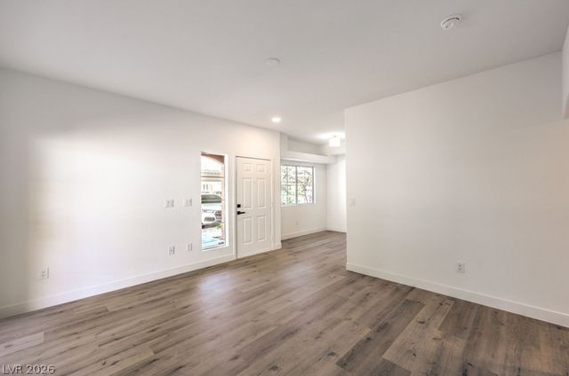 10553 Pine Glen Avenue 107, Las Vegas, NV 89144