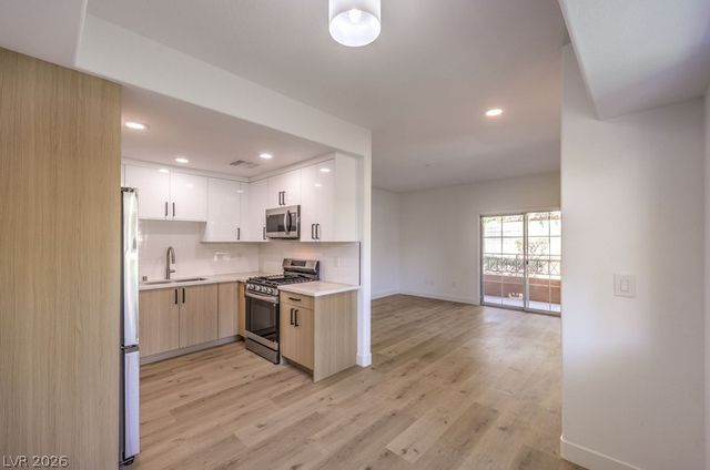 10553 Pine Glen Avenue 107, Las Vegas, NV 89144