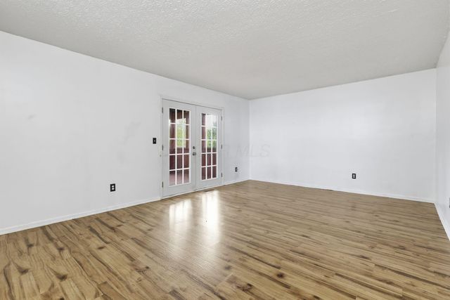8207 Arbor Rose Way, Blacklick, OH 43004