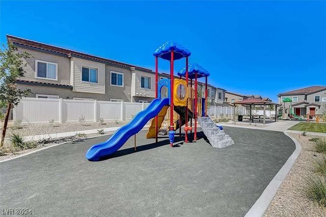 7332 North Decatur Boulevard 2, North Las Vegas, NV 89084