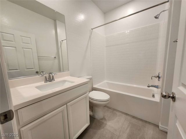 7332 North Decatur Boulevard 2, North Las Vegas, NV 89084