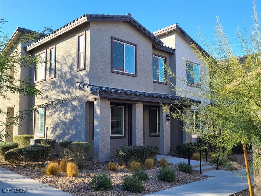 7332 North Decatur Boulevard 2, North Las Vegas, NV 89084