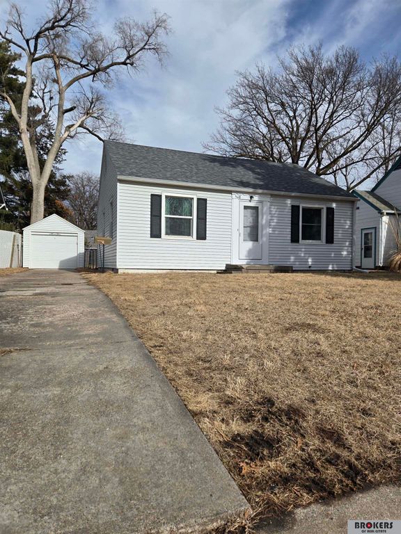 3618 Garfield Street, Lincoln, NE 68510