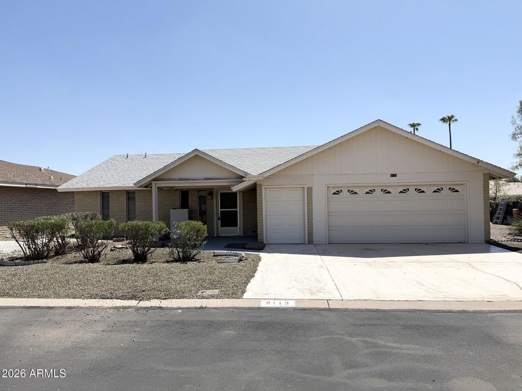 8113 E DUTCHMAN Drive, Mesa, AZ 85208 — exterior