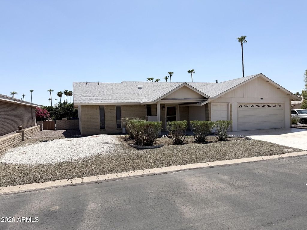8113 E DUTCHMAN Drive, Mesa, AZ 85208 — photo 3