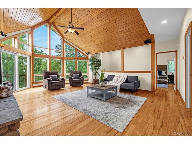 25 Leaming Rd, Colorado Springs, CO 80906