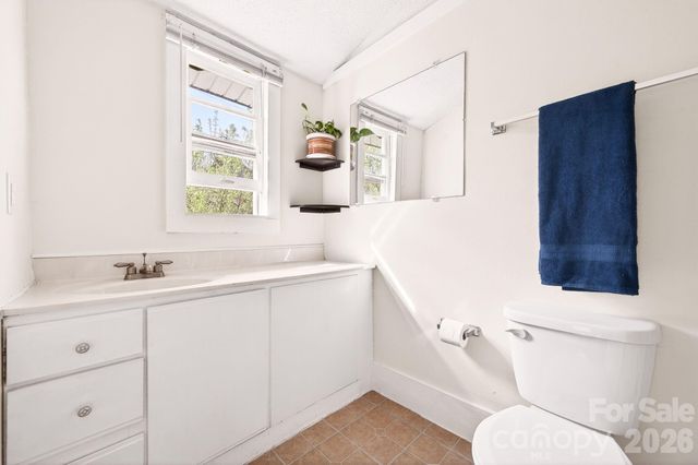 20 Trade Street, Asheville, NC 28801
