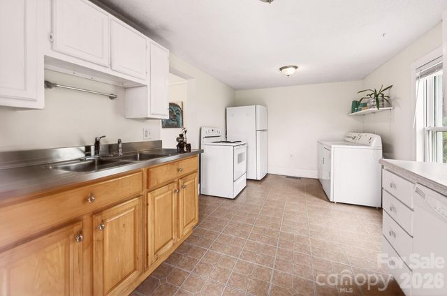 20 Trade Street, Asheville, NC 28801