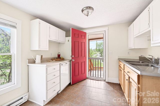 20 Trade Street, Asheville, NC 28801