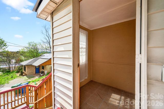 20 Trade Street, Asheville, NC 28801