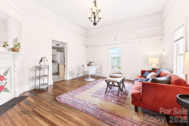 20 Trade Street, Asheville, NC 28801