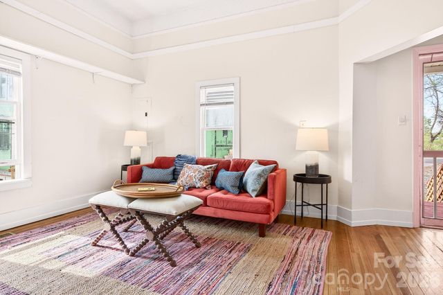 20 Trade Street, Asheville, NC 28801