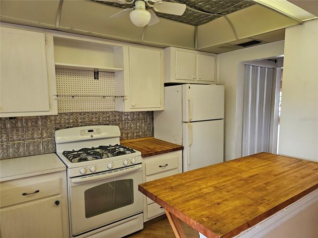 100 EL CAMINO DR 309, Winter Haven, FL 33884