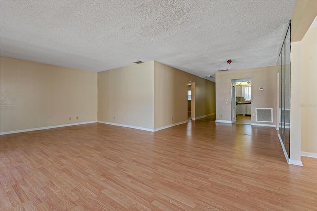 100 EL CAMINO DR 309, Winter Haven, FL 33884