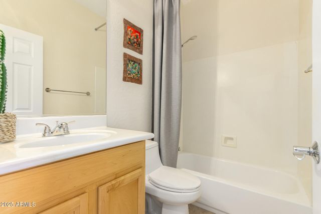 3131 E LEGACY Drive 2041, Phoenix, AZ 85042