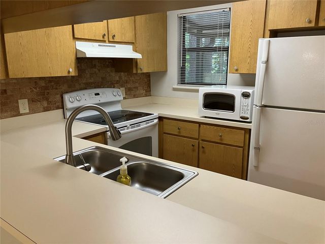 6901 SW 44TH AVENUE, Gainesville, FL 32608