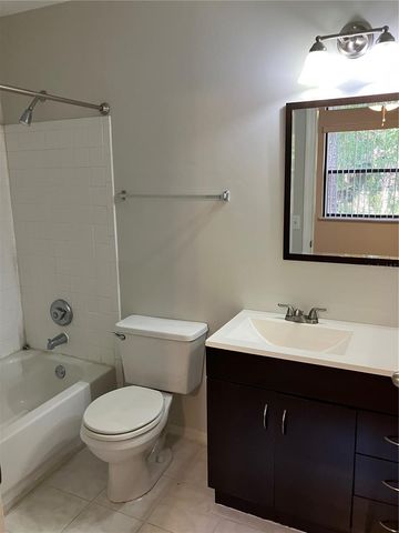 6901 SW 44TH AVENUE, Gainesville, FL 32608