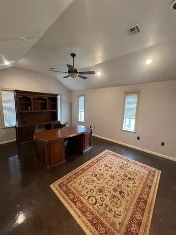 445 W Railroad Avenue, China, TX 77613