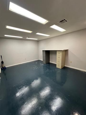 445 W Railroad Avenue, China, TX 77613