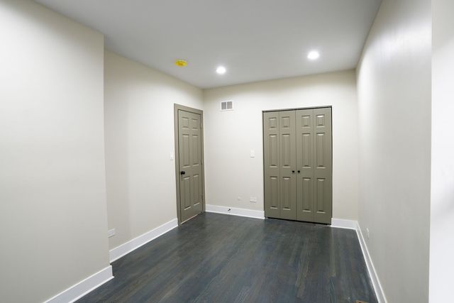 7948 S Evans Avenue 1F, Chicago, IL 60619