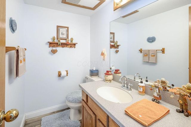 12099 Duncan Plains Road, Johnstown, OH 43031