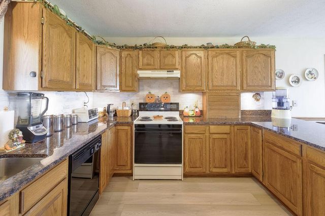 12099 Duncan Plains Road, Johnstown, OH 43031