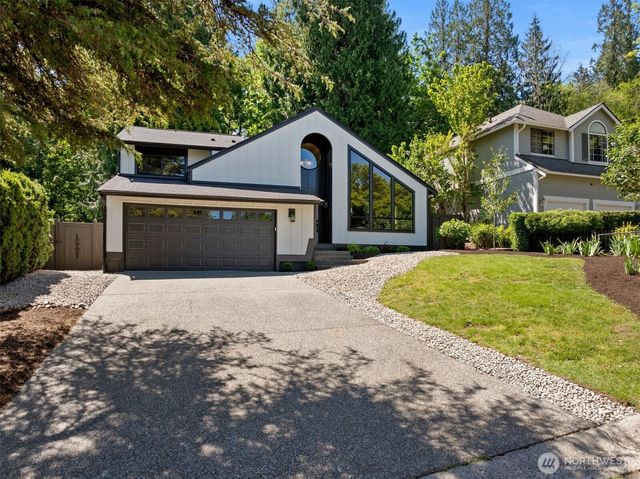 2425 NW Oakcrest Drive, Issaquah, WA 98027