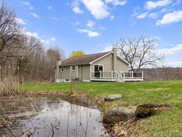 491 Floyd Ackert Road, Esopus, NY 12493
