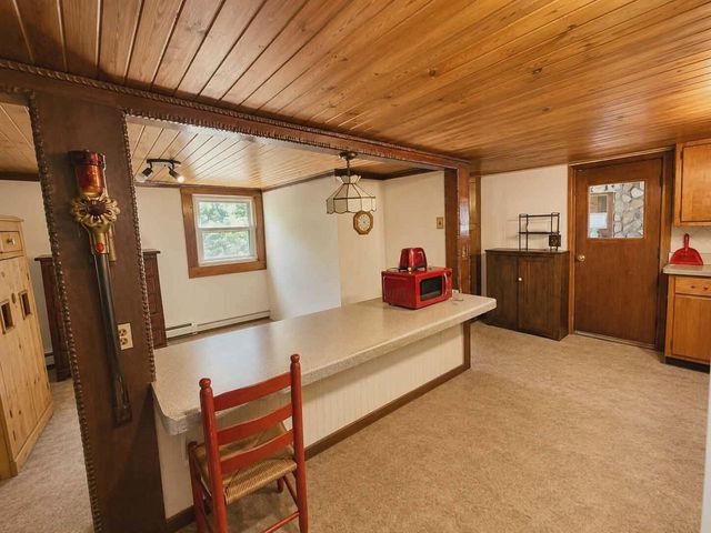 3908 Valley ROAD, Racine, WI 53405