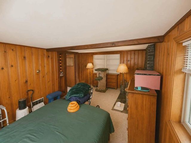 3908 Valley ROAD, Racine, WI 53405