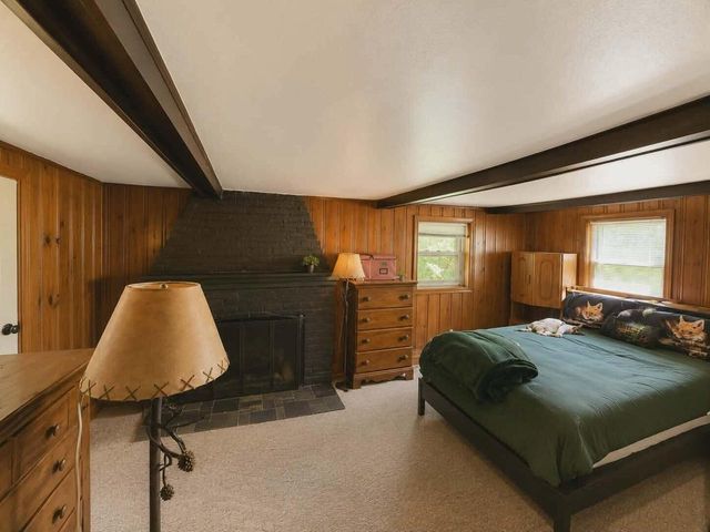 3908 Valley ROAD, Racine, WI 53405