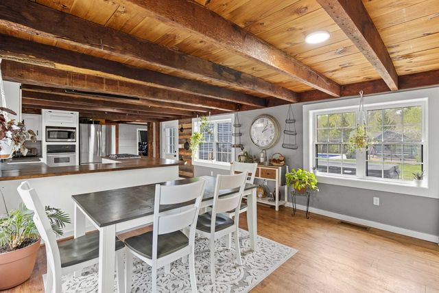 1407 South Stark Highway, Weare, NH 03281