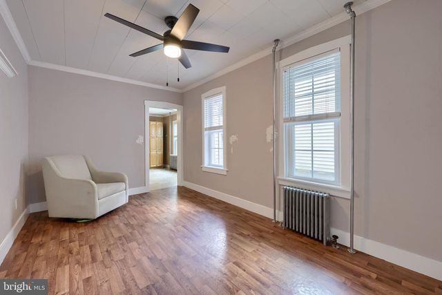 137 N CHARLOTTE ST, Manheim, PA 17545