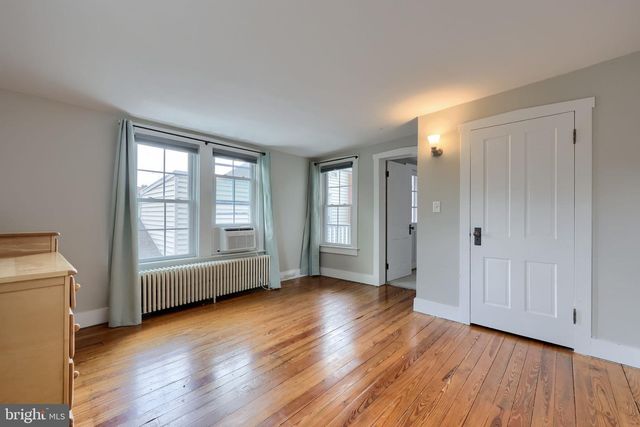 137 N CHARLOTTE ST, Manheim, PA 17545