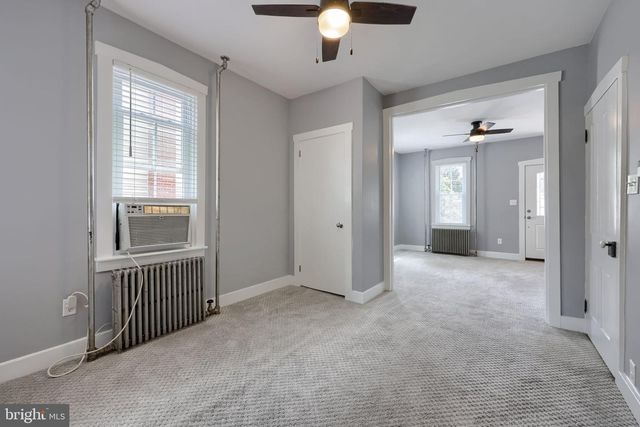137 N CHARLOTTE ST, Manheim, PA 17545