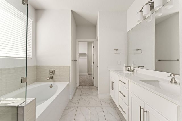 8610 McKamy DR, Austin, TX 78744