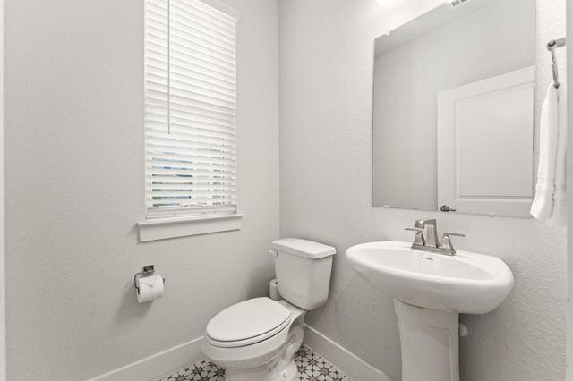 8610 McKamy DR, Austin, TX 78744