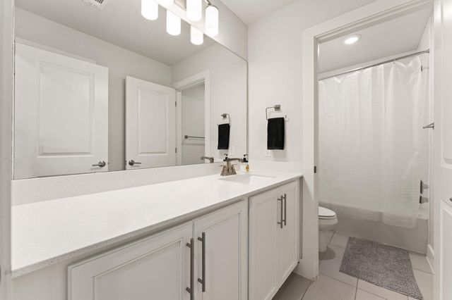 8610 McKamy DR, Austin, TX 78744