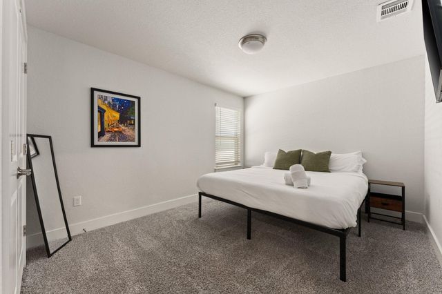 8610 McKamy DR, Austin, TX 78744