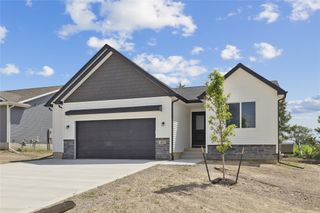 461 Napoli Avenue, West Des Moines, IA 50266