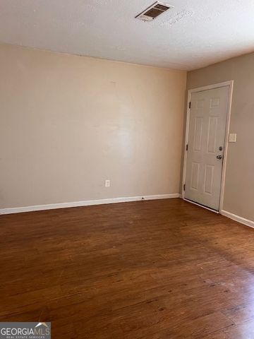 1202 Tinsley Dr NW, Conyers, GA 30012