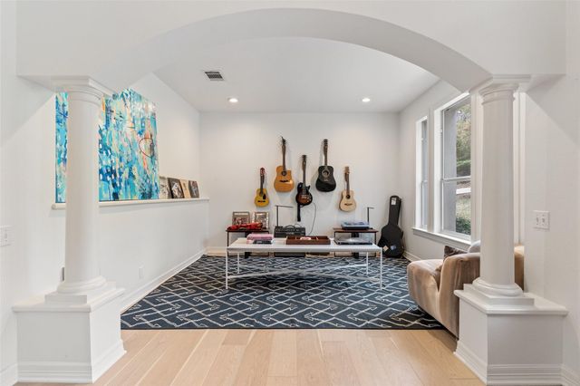 1501 Wild Basin Ledge LDG, Austin, TX 78746