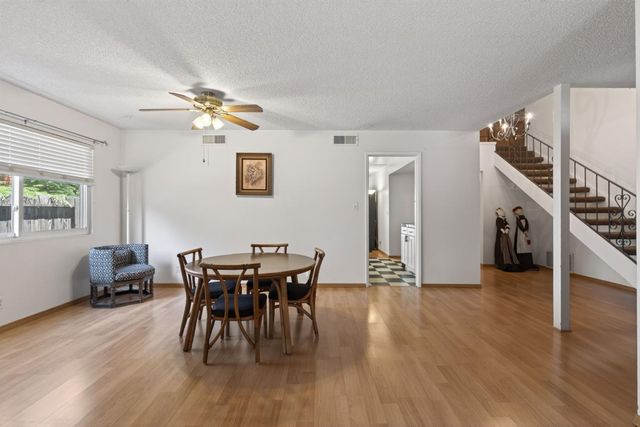 7124 Van Maren Ln, Citrus Heights, CA 95621