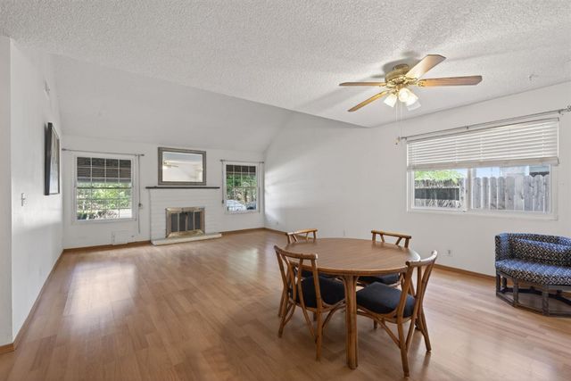 7124 Van Maren Ln, Citrus Heights, CA 95621