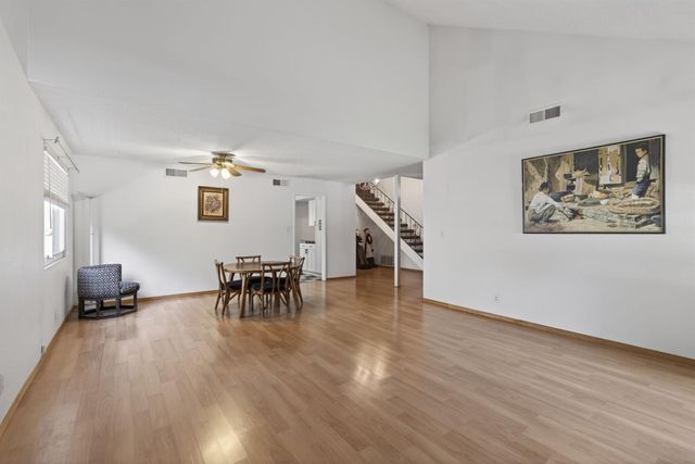 7124 Van Maren Ln, Citrus Heights, CA 95621