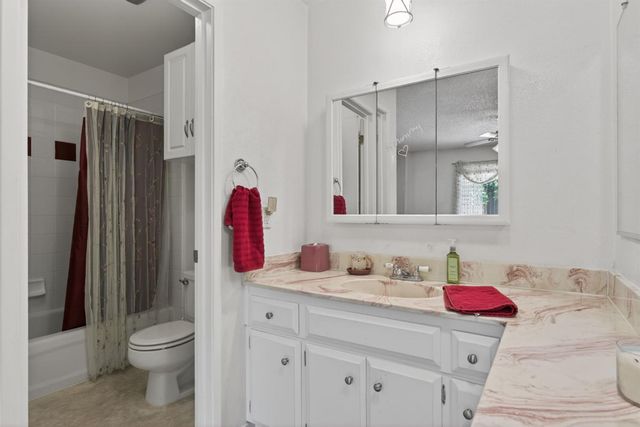 7124 Van Maren Ln, Citrus Heights, CA 95621